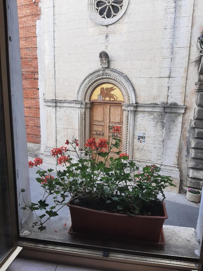 Alloggi Piazza Umberto Primo Pacentro Экстерьер фото